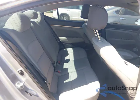 2017 Hyundai Elantra Se z USA, uszkodzony, nr VIN 5NPD84LF9HH075991